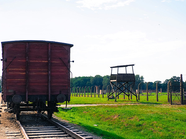 鉄道のプラットフォーム（ランプ）
